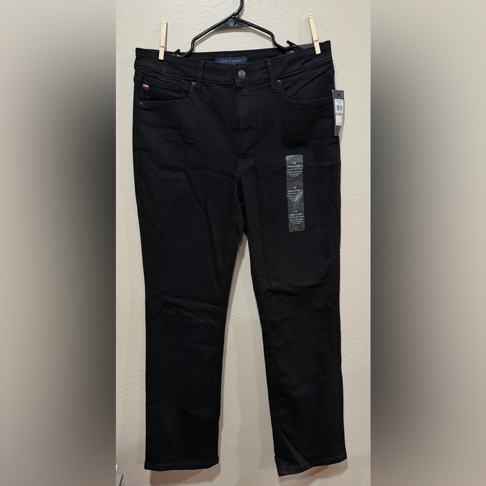 Tommy Hilfiger Women’s Tribeca Straight Black Jeans
